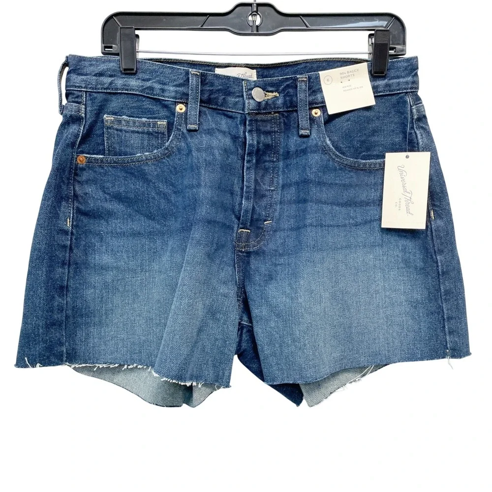 Universal Thread Women's Blue 90's Baggy Mid Rise Denim Shorts Size 6